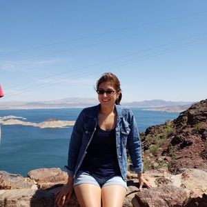 Meet your Posher, Nancy